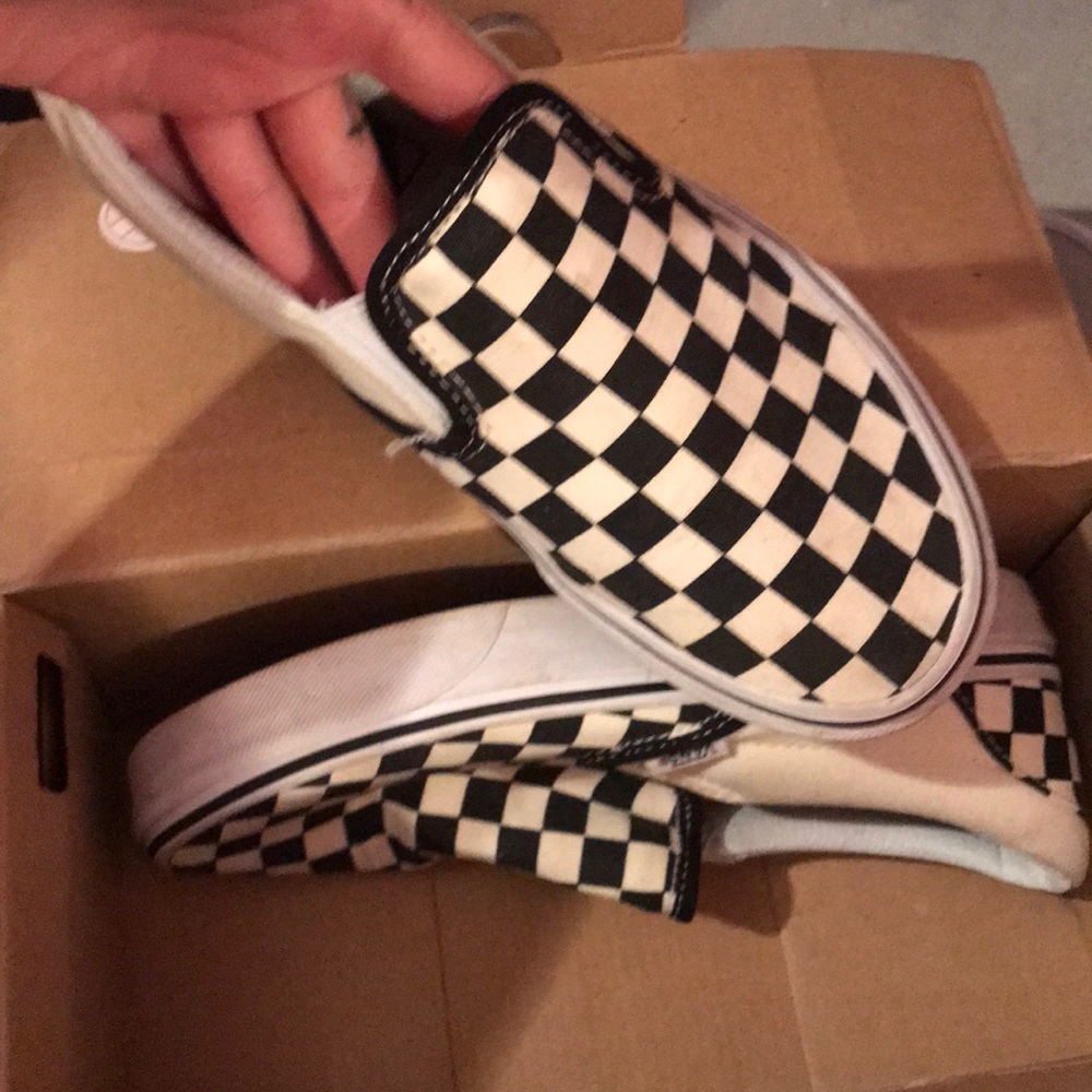 Low vans
